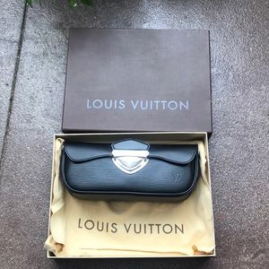 Louis Vuitton Epi Noir Clutch